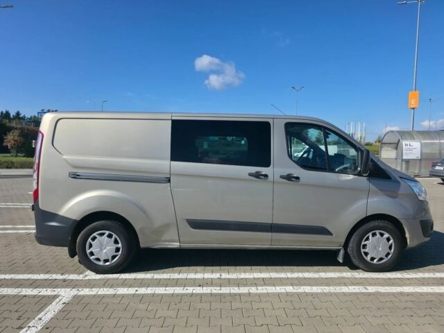 Бежевый Форд Транзит, объемом двигателя 2.2 л и пробегом 139 тыс. км за 9000 $, фото 4 на Automoto.ua