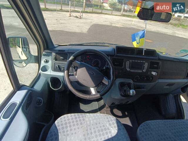 Бежевий Форд Транзит, об'ємом двигуна 2.2 л та пробігом 319 тис. км за 9500 $, фото 12 на Automoto.ua
