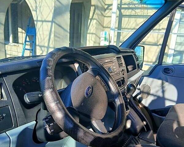 Чорний Форд Транзит, об'ємом двигуна 2.2 л та пробігом 248 тис. км за 8500 $, фото 2 на Automoto.ua