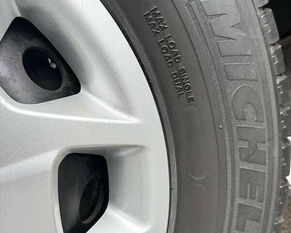 Черный Форд Транзит, объемом двигателя 2 л и пробегом 174 тыс. км за 17900 $, фото 51 на Automoto.ua