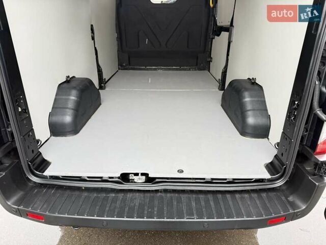 Черный Форд Транзит, объемом двигателя 2 л и пробегом 174 тыс. км за 17900 $, фото 14 на Automoto.ua