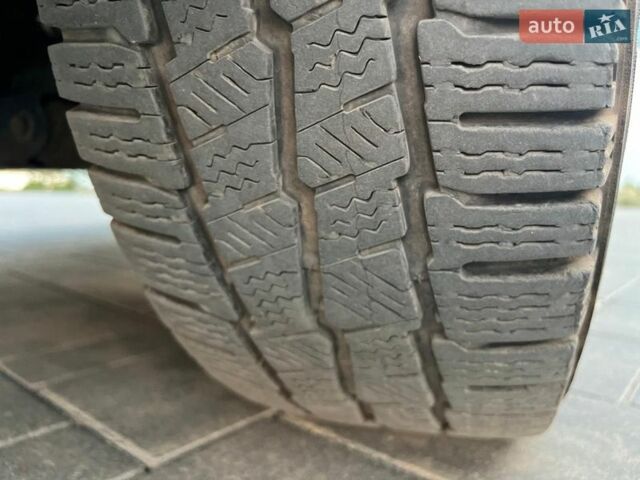 Черный Форд Транзит, объемом двигателя 2 л и пробегом 189 тыс. км за 20800 $, фото 28 на Automoto.ua