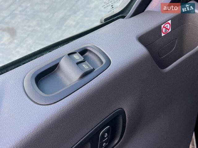 Черный Форд Транзит, объемом двигателя 2 л и пробегом 189 тыс. км за 20800 $, фото 43 на Automoto.ua