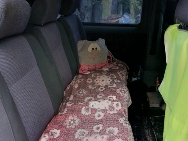 Черный Форд Транзит, объемом двигателя 2 л и пробегом 470 тыс. км за 3600 $, фото 2 на Automoto.ua