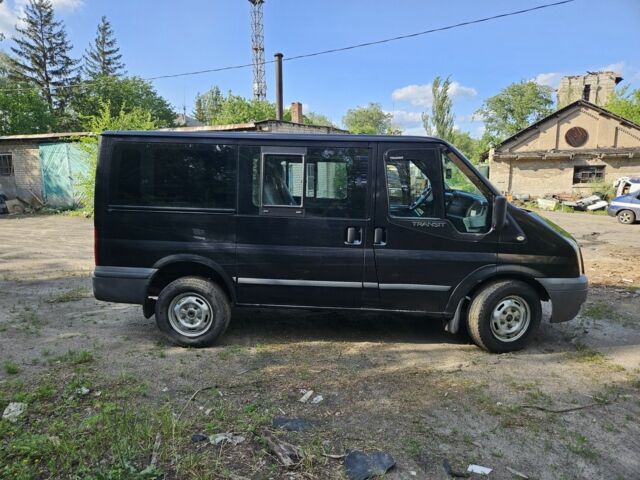 Черный Форд Транзит, объемом двигателя 3 л и пробегом 297 тыс. км за 8115 $, фото 5 на Automoto.ua