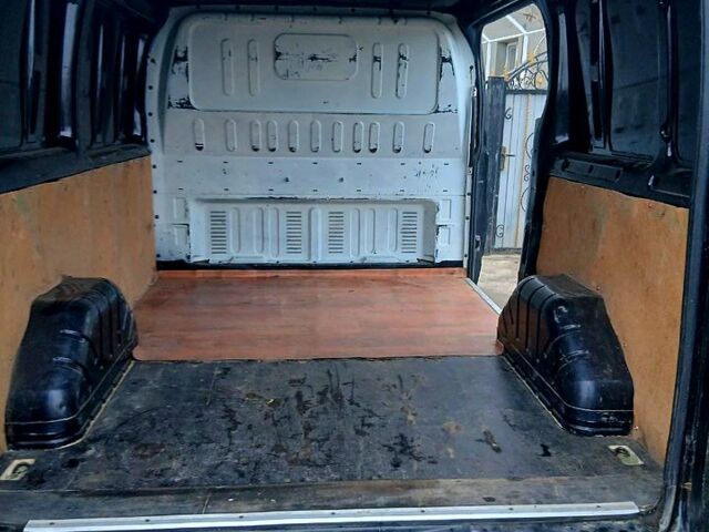 Черный Форд Транзит, объемом двигателя 2.2 л и пробегом 248 тыс. км за 8500 $, фото 9 на Automoto.ua