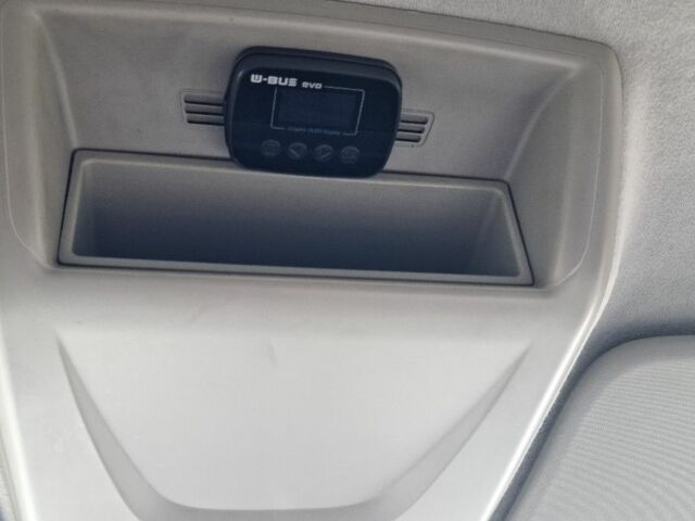 Черный Форд Транзит, объемом двигателя 2.2 л и пробегом 317 тыс. км за 11700 $, фото 11 на Automoto.ua