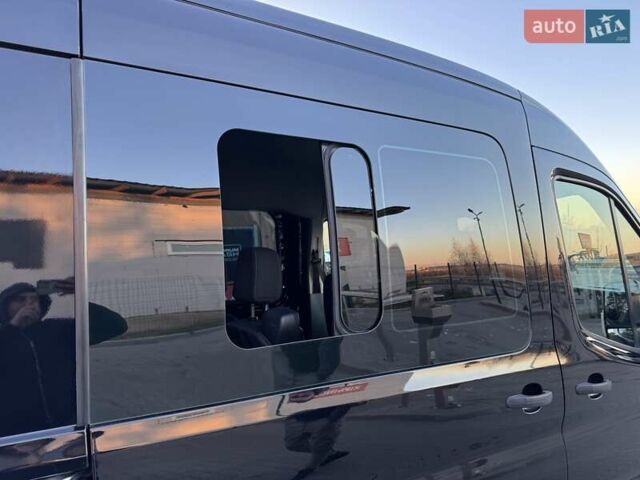 Черный Форд Транзит, объемом двигателя 2 л и пробегом 208 тыс. км за 19800 $, фото 57 на Automoto.ua