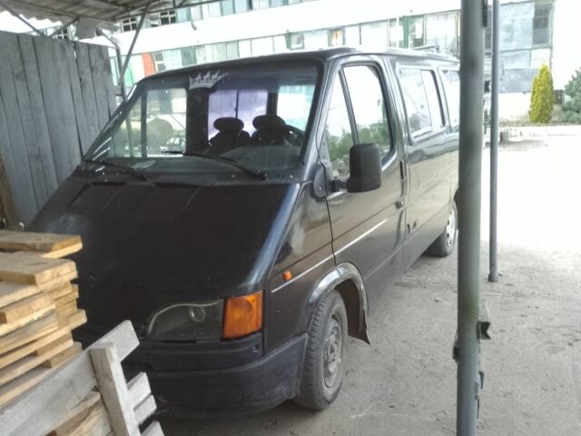 Чорний Форд Транзит, об'ємом двигуна 2 л та пробігом 100 тис. км за 1497 $, фото 1 на Automoto.ua