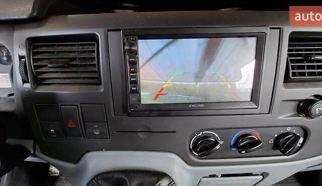 Черный Форд Транзит, объемом двигателя 2.2 л и пробегом 244 тыс. км за 6200 $, фото 7 на Automoto.ua