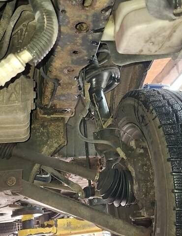 Черный Форд Транзит, объемом двигателя 2.2 л и пробегом 244 тыс. км за 6200 $, фото 16 на Automoto.ua