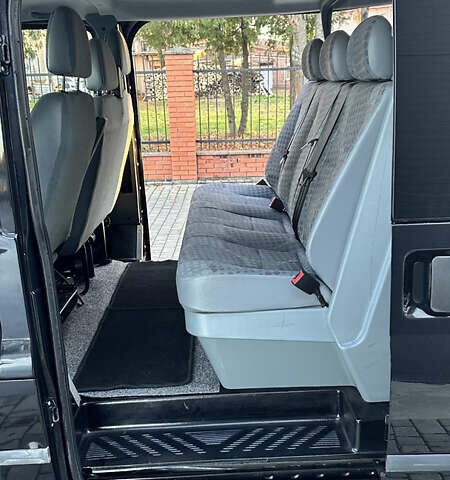 Черный Форд Транзит, объемом двигателя 2.2 л и пробегом 231 тыс. км за 10800 $, фото 18 на Automoto.ua