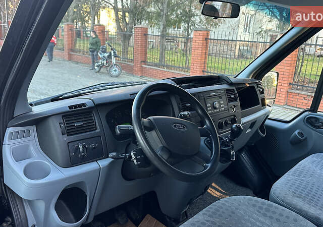 Черный Форд Транзит, объемом двигателя 2.2 л и пробегом 231 тыс. км за 10800 $, фото 13 на Automoto.ua