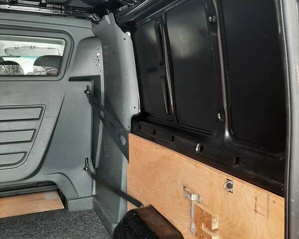 Черный Форд Транзит, объемом двигателя 2.2 л и пробегом 231 тыс. км за 12600 $, фото 31 на Automoto.ua