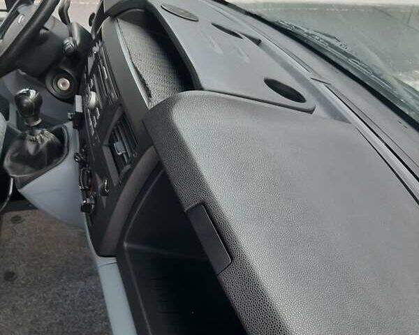 Чорний Форд Транзит, об'ємом двигуна 2.2 л та пробігом 232 тис. км за 12600 $, фото 52 на Automoto.ua