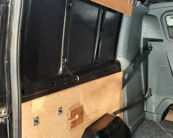 Чорний Форд Транзит, об'ємом двигуна 2.2 л та пробігом 232 тис. км за 12600 $, фото 32 на Automoto.ua