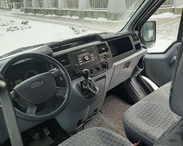 Черный Форд Транзит, объемом двигателя 2.2 л и пробегом 231 тыс. км за 12600 $, фото 24 на Automoto.ua