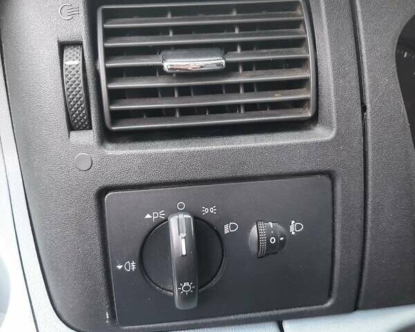 Черный Форд Транзит, объемом двигателя 2.2 л и пробегом 231 тыс. км за 12600 $, фото 63 на Automoto.ua