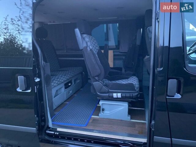 Чорний Форд Транзит, об'ємом двигуна 2.2 л та пробігом 204 тис. км за 19500 $, фото 3 на Automoto.ua