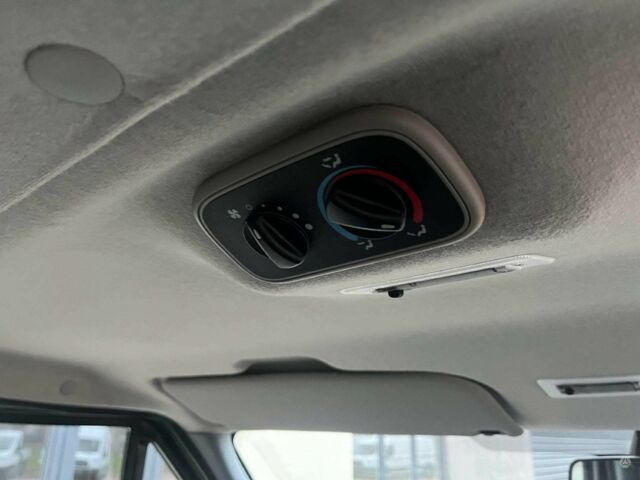 Фиолетовый Форд Транзит, объемом двигателя 2.2 л и пробегом 250 тыс. км за 7900 $, фото 13 на Automoto.ua