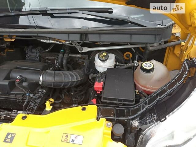 Жовтий Форд Транзит вант., об'ємом двигуна 2.2 л та пробігом 242 тис. км за 10950 $, фото 8 на Automoto.ua