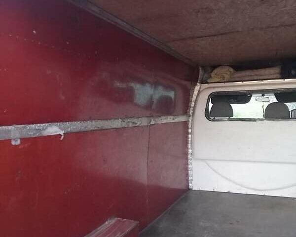 Червоний Форд Транзит, об'ємом двигуна 2.4 л та пробігом 386 тис. км за 5499 $, фото 19 на Automoto.ua