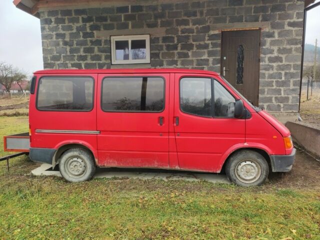 Червоний Форд Транзит, об'ємом двигуна 2.5 л та пробігом 350 тис. км за 2000 $, фото 1 на Automoto.ua