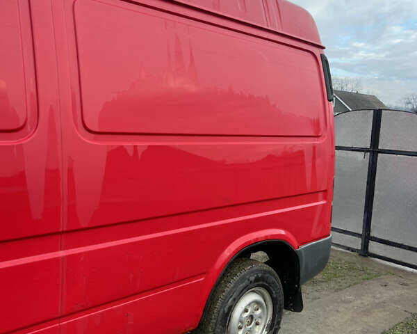 Червоний Форд Транзит, об'ємом двигуна 2.5 л та пробігом 299 тис. км за 3500 $, фото 3 на Automoto.ua