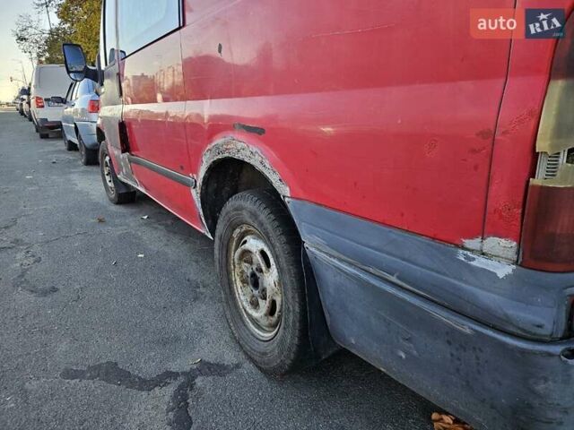 Красный Форд Транзит, объемом двигателя 2 л и пробегом 427 тыс. км за 2500 $, фото 9 на Automoto.ua