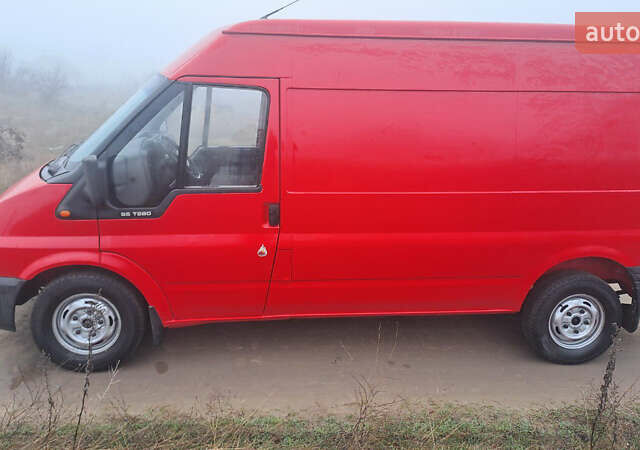 Красный Форд Транзит, объемом двигателя 2 л и пробегом 900 тыс. км за 5300 $, фото 3 на Automoto.ua