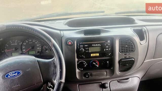 Червоний Форд Транзит, об'ємом двигуна 2 л та пробігом 284 тис. км за 3500 $, фото 9 на Automoto.ua