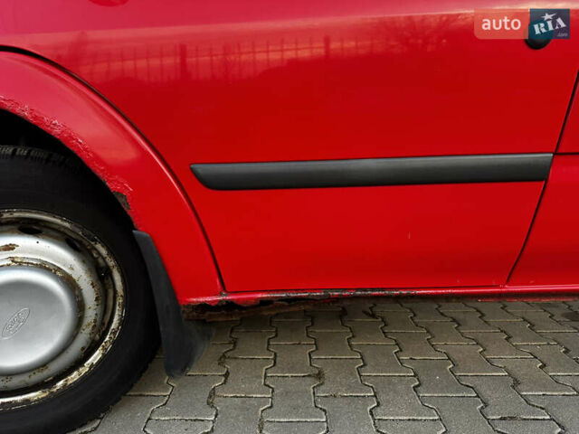 Красный Форд Транзит, объемом двигателя 2.2 л и пробегом 389 тыс. км за 12999 $, фото 20 на Automoto.ua