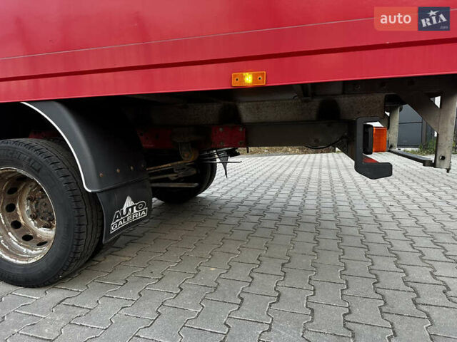 Красный Форд Транзит, объемом двигателя 2.2 л и пробегом 389 тыс. км за 12999 $, фото 10 на Automoto.ua