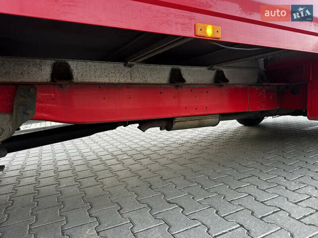 Красный Форд Транзит, объемом двигателя 2.2 л и пробегом 389 тыс. км за 12999 $, фото 19 на Automoto.ua