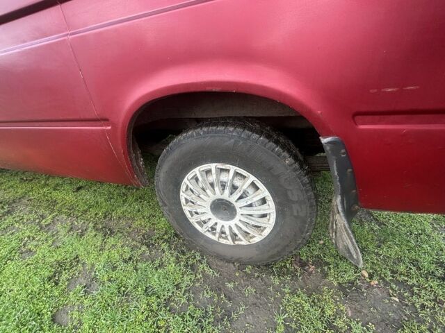 Красный Форд Транзит, объемом двигателя 2.5 л и пробегом 300 тыс. км за 1700 $, фото 4 на Automoto.ua