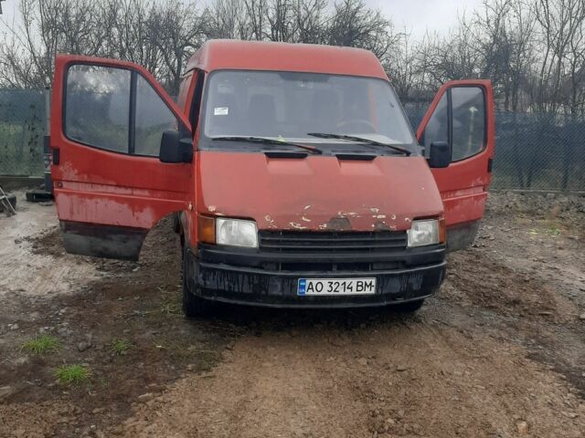 Красный Форд Транзит, объемом двигателя 2 л и пробегом 200 тыс. км за 1771 $, фото 7 на Automoto.ua