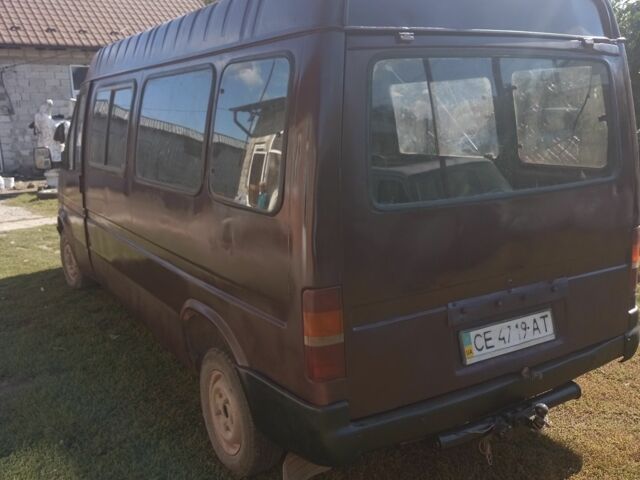 Красный Форд Транзит, объемом двигателя 0 л и пробегом 450 тыс. км за 2100 $, фото 3 на Automoto.ua