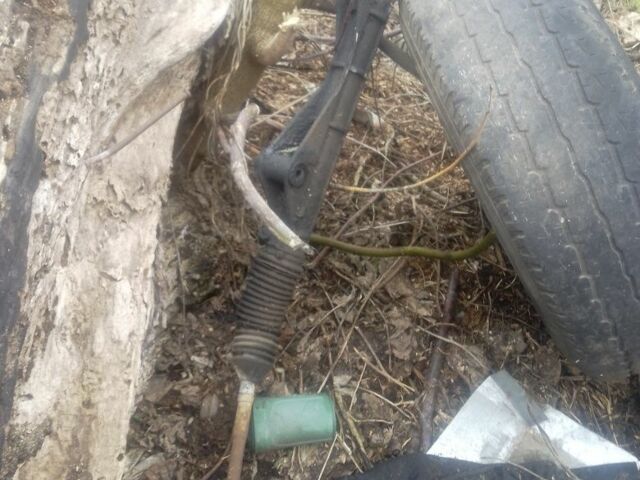 Красный Форд Транзит, объемом двигателя 2.5 л и пробегом 1 тыс. км за 249 $, фото 3 на Automoto.ua