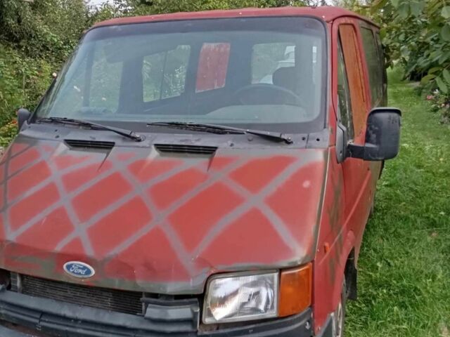 Красный Форд Транзит, объемом двигателя 2 л и пробегом 333 тыс. км за 400 $, фото 4 на Automoto.ua