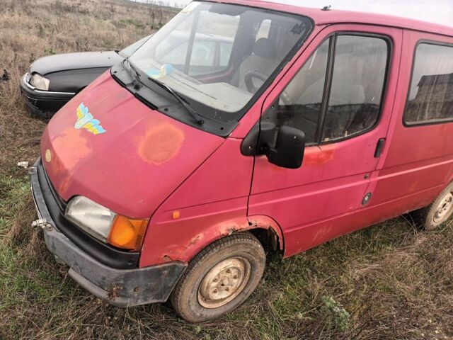 Червоний Форд Транзит, об'ємом двигуна 2.5 л та пробігом 540 тис. км за 1064 $, фото 2 на Automoto.ua