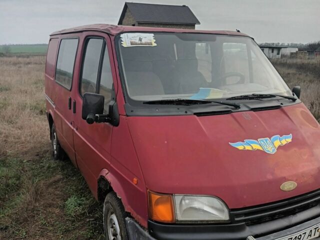 Червоний Форд Транзит, об'ємом двигуна 2.5 л та пробігом 540 тис. км за 1064 $, фото 1 на Automoto.ua