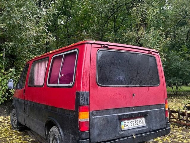 Червоний Форд Транзит, об'ємом двигуна 2 л та пробігом 400 тис. км за 1499 $, фото 2 на Automoto.ua