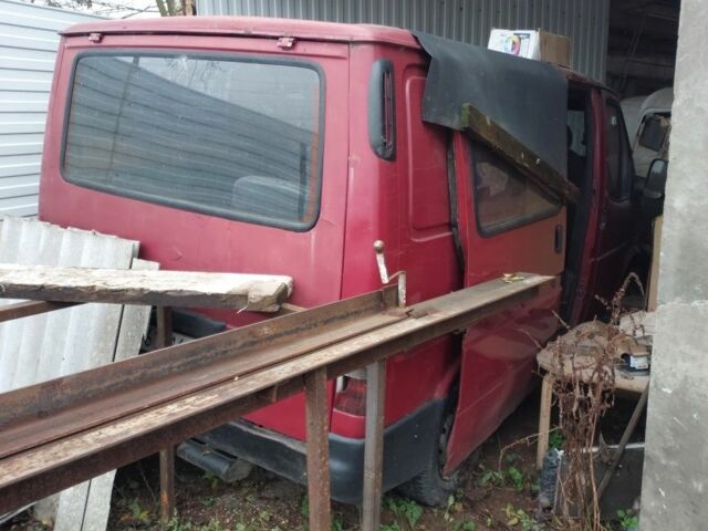 Червоний Форд Транзит, об'ємом двигуна 2.5 л та пробігом 500 тис. км за 900 $, фото 1 на Automoto.ua