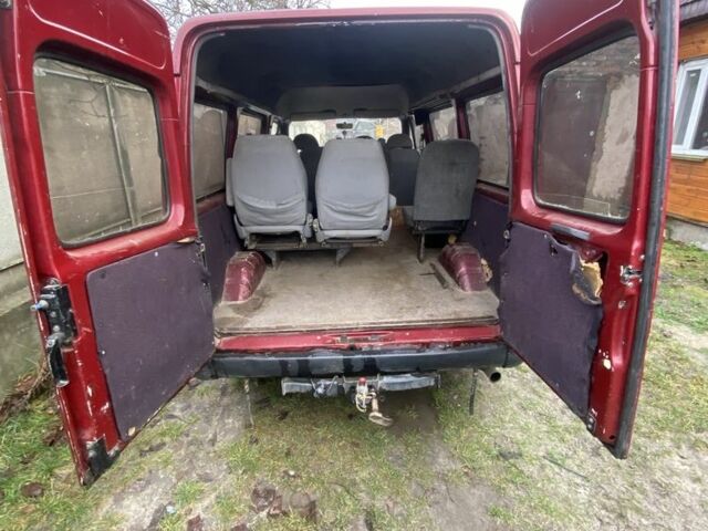 Красный Форд Транзит, объемом двигателя 2.5 л и пробегом 400 тыс. км за 1300 $, фото 4 на Automoto.ua