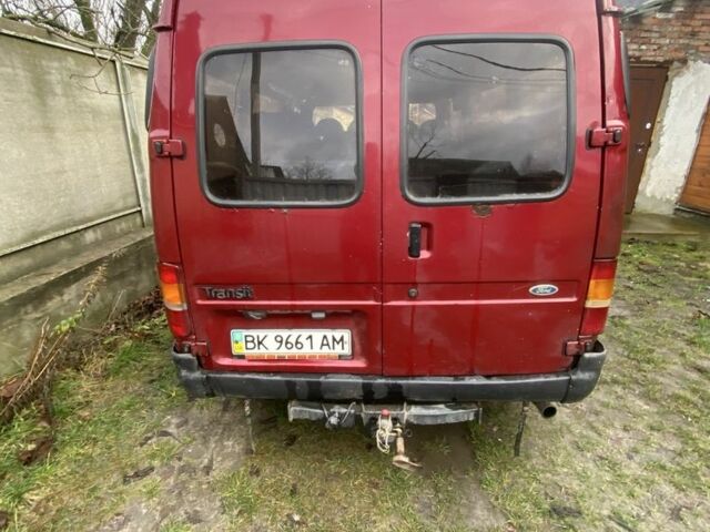 Красный Форд Транзит, объемом двигателя 2.5 л и пробегом 400 тыс. км за 1300 $, фото 2 на Automoto.ua