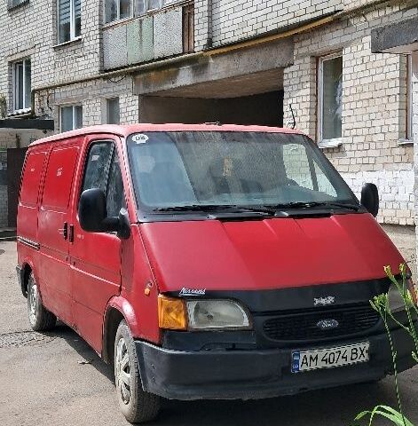 Красный Форд Транзит, объемом двигателя 2.5 л и пробегом 200 тыс. км за 1300 $, фото 5 на Automoto.ua