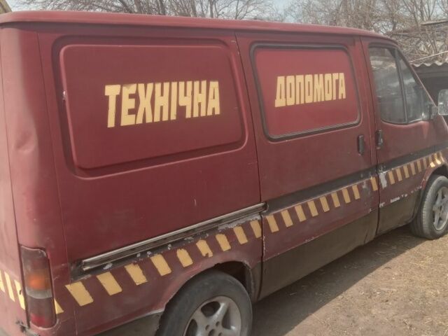 Красный Форд Транзит, объемом двигателя 2.5 л и пробегом 200 тыс. км за 500 $, фото 4 на Automoto.ua