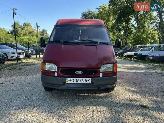 Красный Форд Транзит, объемом двигателя 2.5 л и пробегом 275 тыс. км за 4000 $, фото 3 на Automoto.ua
