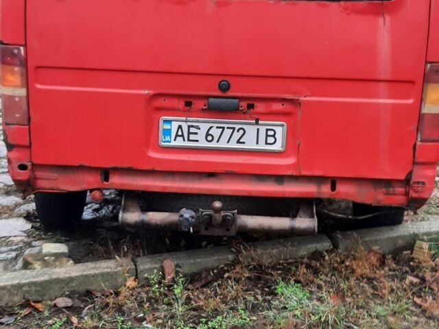 Красный Форд Транзит, объемом двигателя 2.5 л и пробегом 500 тыс. км за 1200 $, фото 1 на Automoto.ua