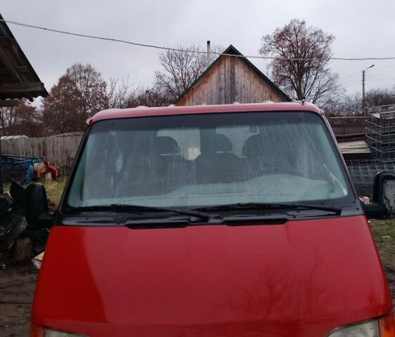 Красный Форд Транзит, объемом двигателя 2.5 л и пробегом 300 тыс. км за 1400 $, фото 3 на Automoto.ua